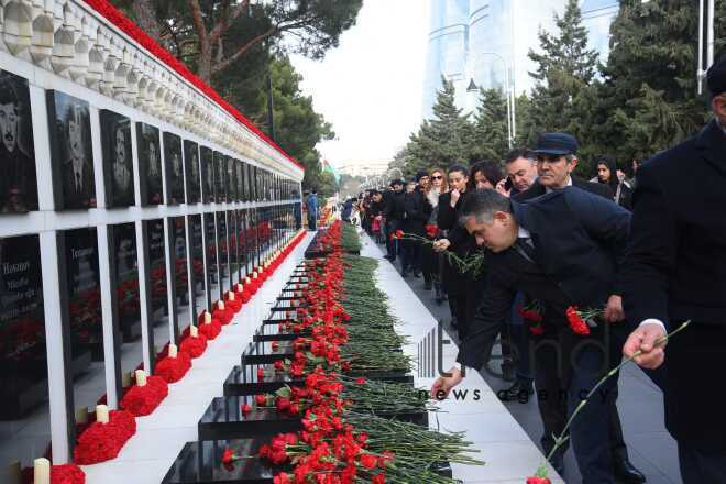 Азербайджанский народ чтит светлую память жертв трагедии 20 Января Азербайджан Баку 20 января 2024
